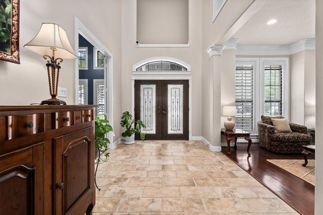 11 Stanwick Place, The Woodlands, TX 77382