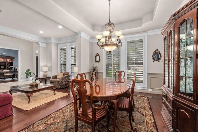 11 Stanwick Place, The Woodlands, TX 77382
