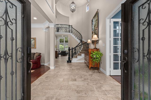 11 Stanwick Place, The Woodlands, TX 77382