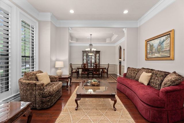 11 Stanwick Place, The Woodlands, TX 77382