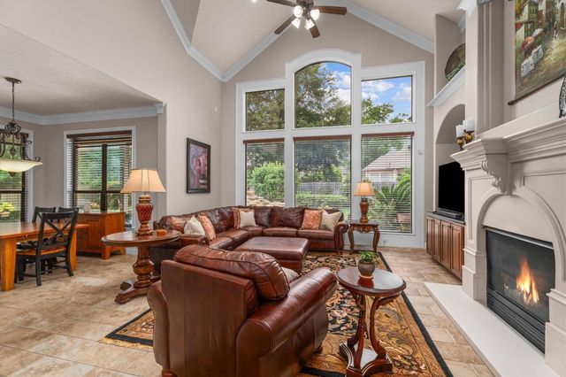 11 Stanwick Place, The Woodlands, TX 77382