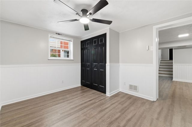 713 Flint Rd, Shaler, PA 15101