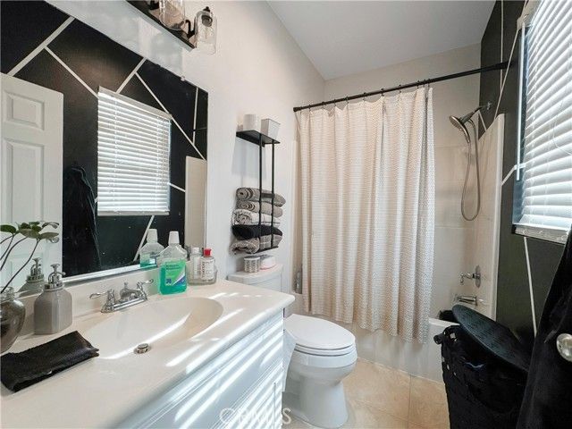 12476 Domingo, Victorville, CA 92392