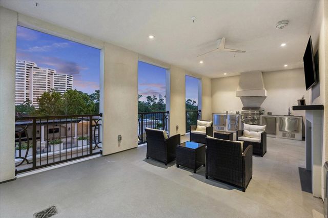6017 Memorial Drive 505, Houston, TX 77007