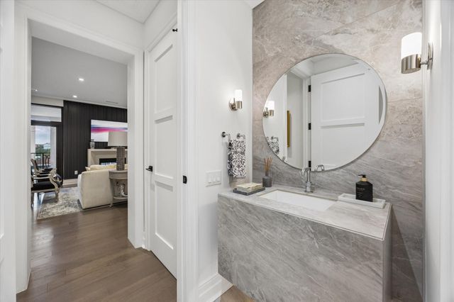 6017 Memorial Drive 505, Houston, TX 77007