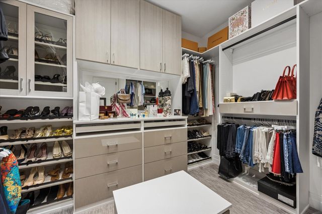 6017 Memorial Drive 505, Houston, TX 77007