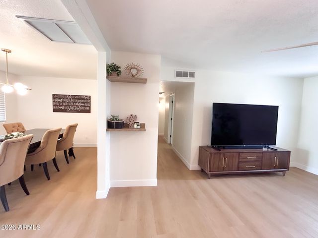 1126 W OXFORD Drive, Tempe, AZ 85283