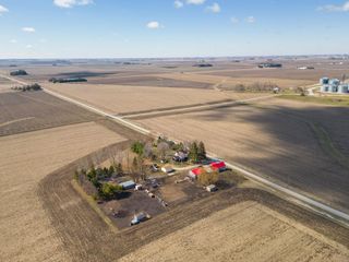 12321 Lincoln Road, Hudson, IA 50643
