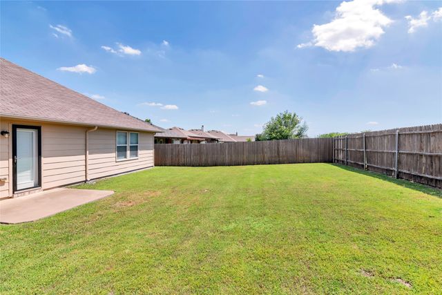 16329 Severn Lane, Fort Worth, TX 76247