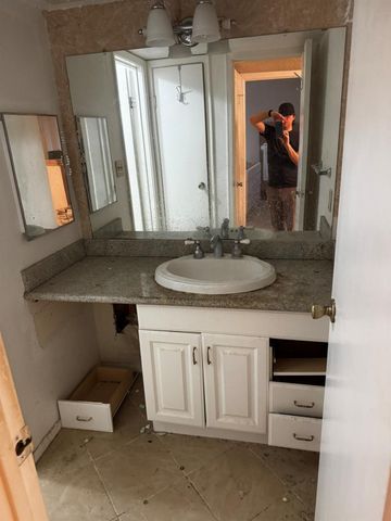 12550 Whittington Drive 202, Houston, TX 77077