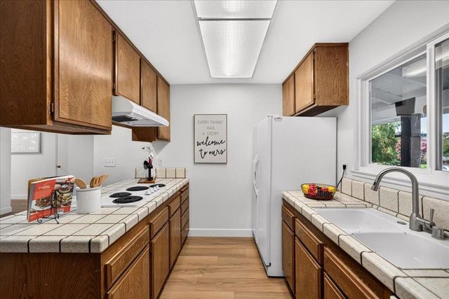 1055 Summerwood Court, San Jose, CA 95132