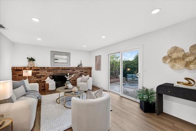 1055 Summerwood Court, San Jose, CA 95132