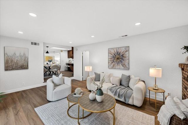 1055 Summerwood Court, San Jose, CA 95132