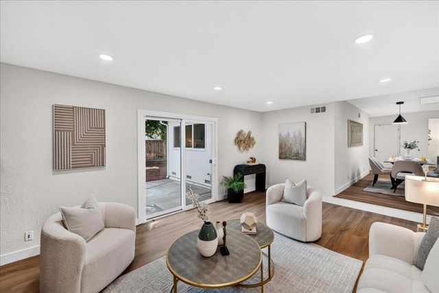 1055 Summerwood Court, San Jose, CA 95132