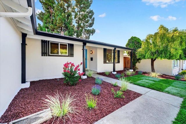 1055 Summerwood Court, San Jose, CA 95132
