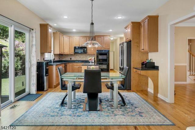63 Twin Oaks Rd, Bridgewater Twp., NJ 08807