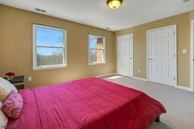 63 Twin Oaks Rd, Bridgewater Twp., NJ 08807