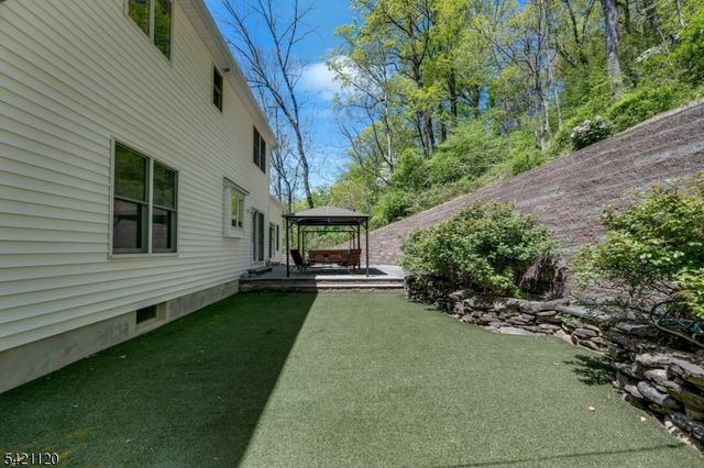 63 Twin Oaks Rd, Bridgewater Twp., NJ 08807