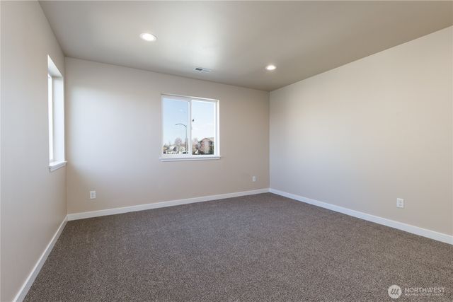 921 W Ted Yao Way, Moses Lake, WA 98837