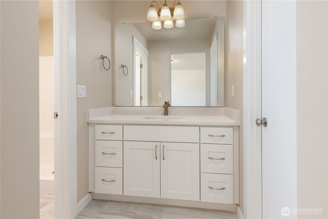 921 W Ted Yao Way, Moses Lake, WA 98837