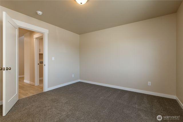 921 W Ted Yao Way, Moses Lake, WA 98837