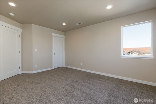 921 W Ted Yao Way, Moses Lake, WA 98837