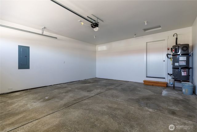 921 W Ted Yao Way, Moses Lake, WA 98837