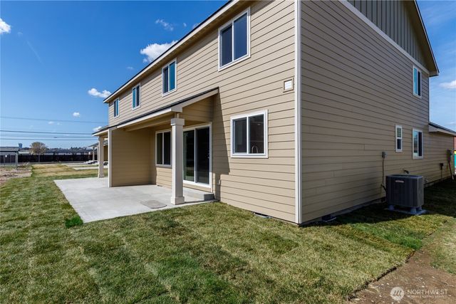 921 W Ted Yao Way, Moses Lake, WA 98837