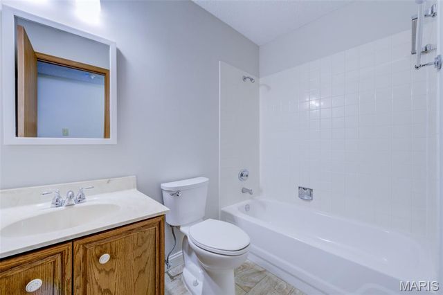 5566 Pierre Court, Unincorporated, MO 63128
