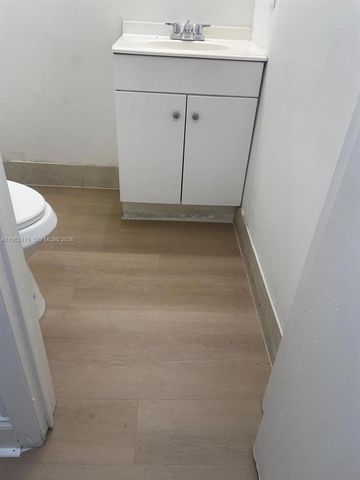 2029 NW 46th Ave E107, Lauderhill, FL 33313