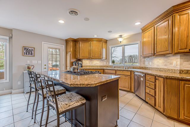 7179 Brass Creek Drive, Webster Twp, MI 48130