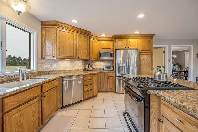 7179 Brass Creek Drive, Webster Twp, MI 48130