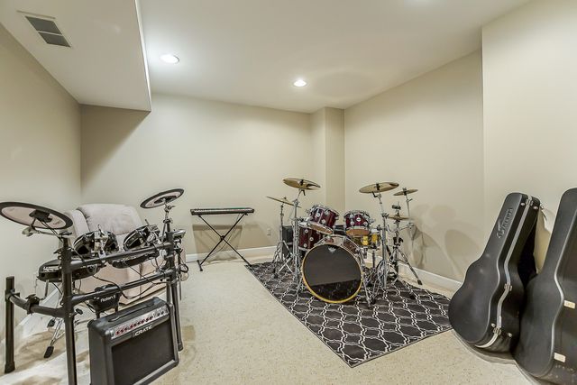 7179 Brass Creek Drive, Webster Twp, MI 48130