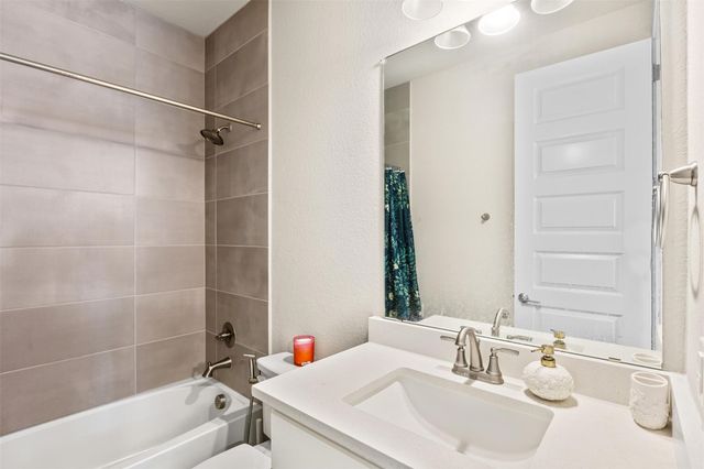 5839 Heatherwood Loop, Sachse, TX 75048