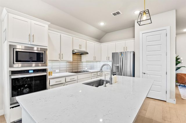 5839 Heatherwood Loop, Sachse, TX 75048