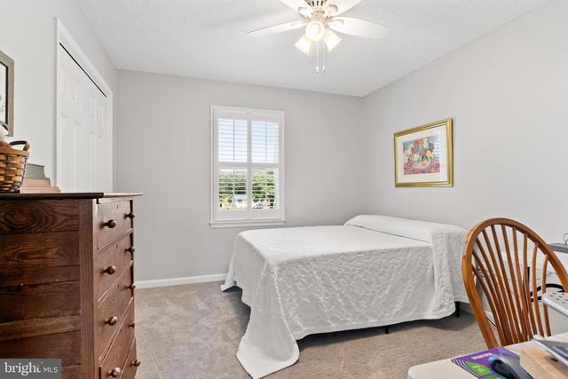 65 WALNUT DALE RD, Shippensburg, PA 17257