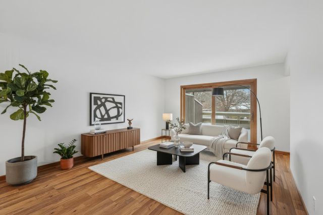 1275 Brighton Square, New Brighton, MN 55112