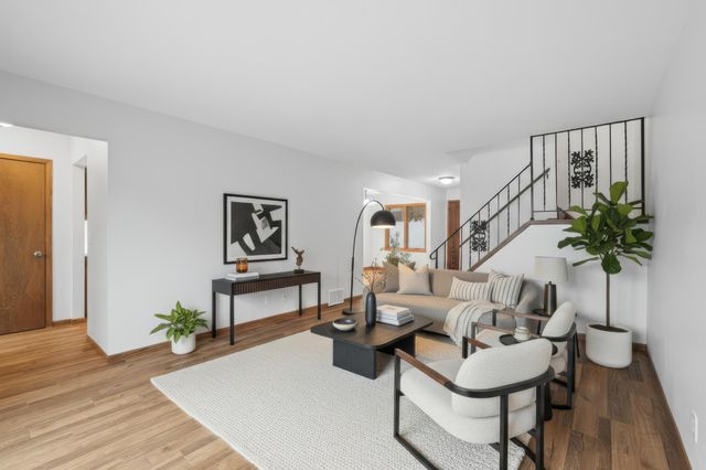 1275 Brighton Square, New Brighton, MN 55112