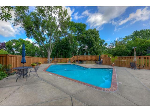 1275 Brighton Square, New Brighton, MN 55112