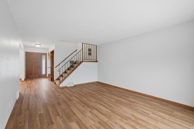 1275 Brighton Square, New Brighton, MN 55112