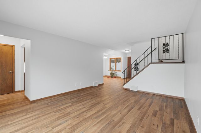 1275 Brighton Square, New Brighton, MN 55112