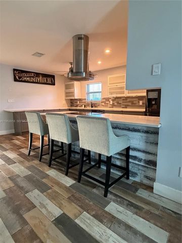 4417 SW 35th Ave, Dania Beach, FL 33312