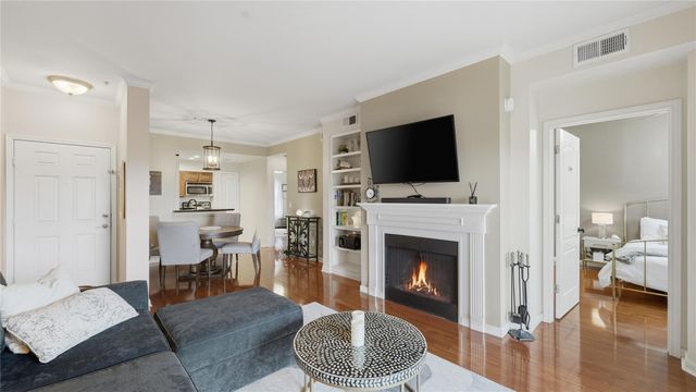 6000 Shepherd Mountain CV 917, Austin, TX 78730