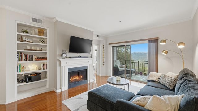 6000 Shepherd Mountain CV 917, Austin, TX 78730