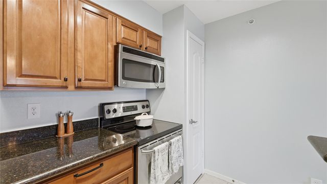 6000 Shepherd Mountain CV 917, Austin, TX 78730