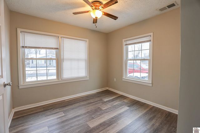 1116 Starke Ave, Paducah, KY 42003