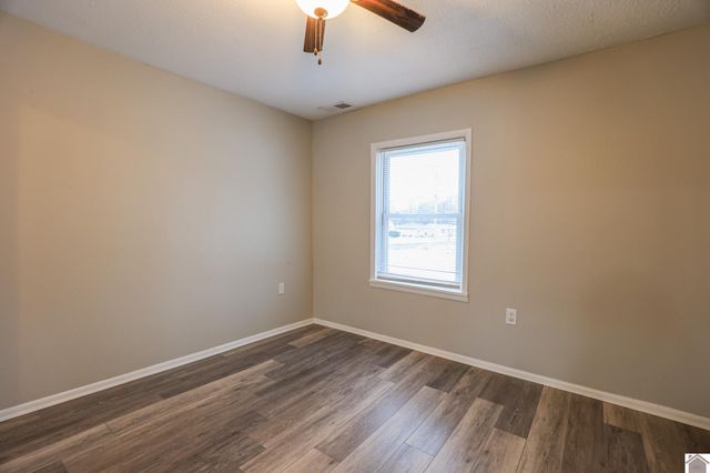 1116 Starke Ave, Paducah, KY 42003