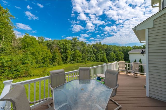 978 Hawkin Lane, Aurora, OH 44202