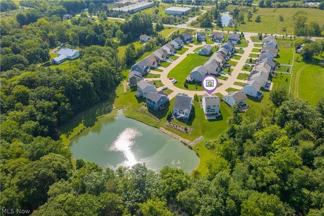 978 Hawkin Lane, Aurora, OH 44202