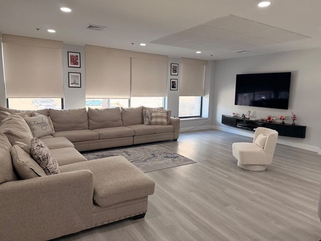 531 Main St 201M, Worcester, MA 01608